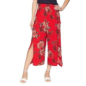 NEW ROMEO & JULIET COUTURE Slit Front Floral Pants